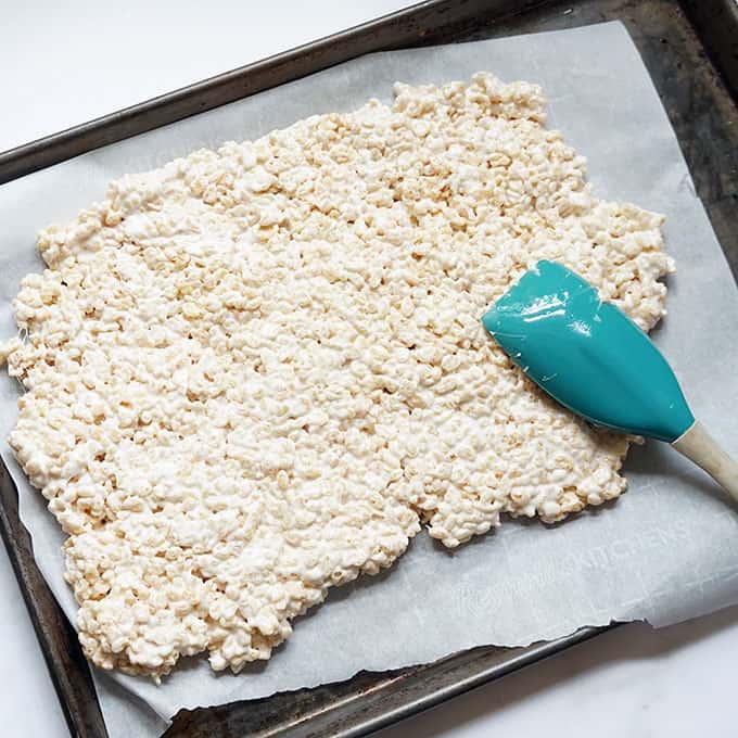 baking tray with rice krispie treats
