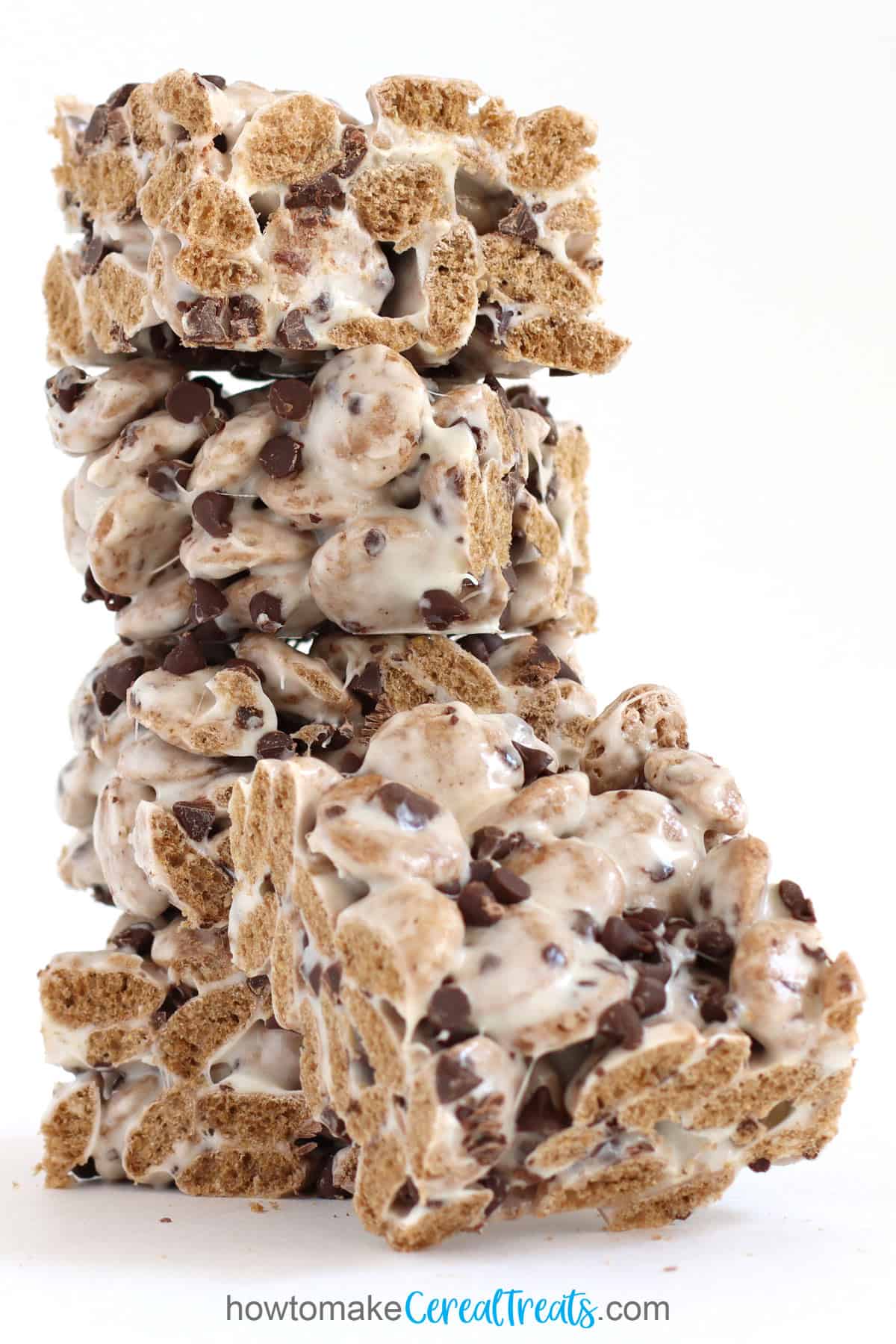 Marshmallow Cookie Crisp Cereal Bars