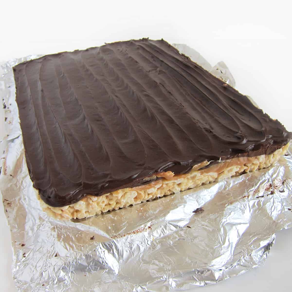 chocolate and caramel topped rice krispie treats